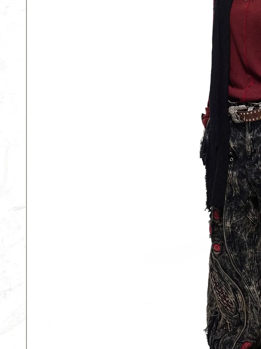 PERSONSOUL | Mottled Uneven Wash Red Black Jeans
