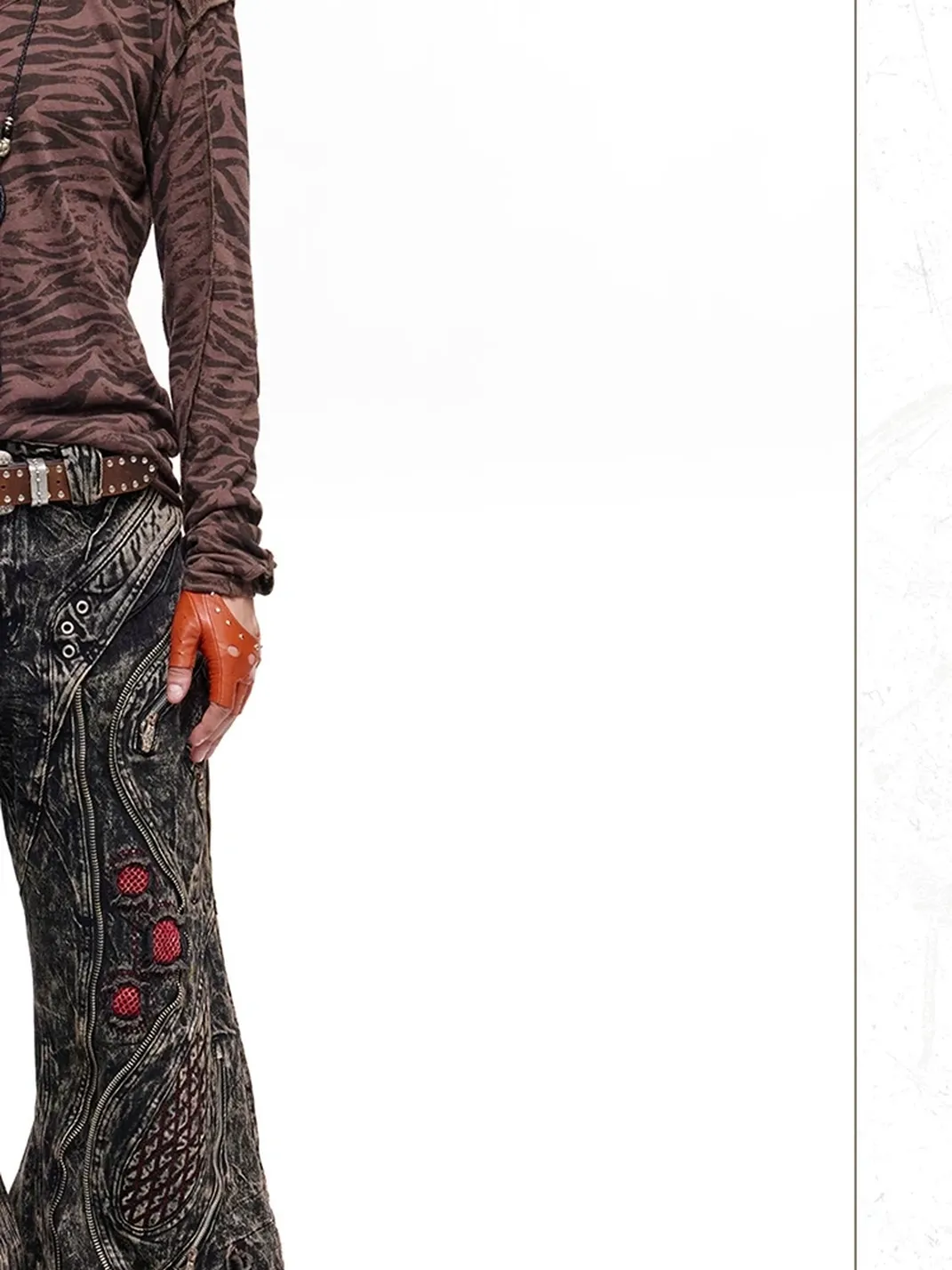 PERSONSOUL | Mottled Uneven Wash Red Black Jeans