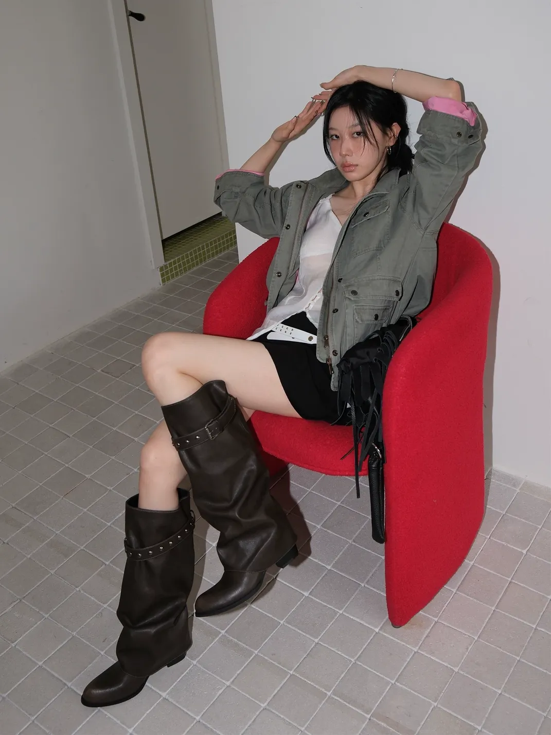 Mooreyu | Pointed Toe Slouchy Black Rivet Boots