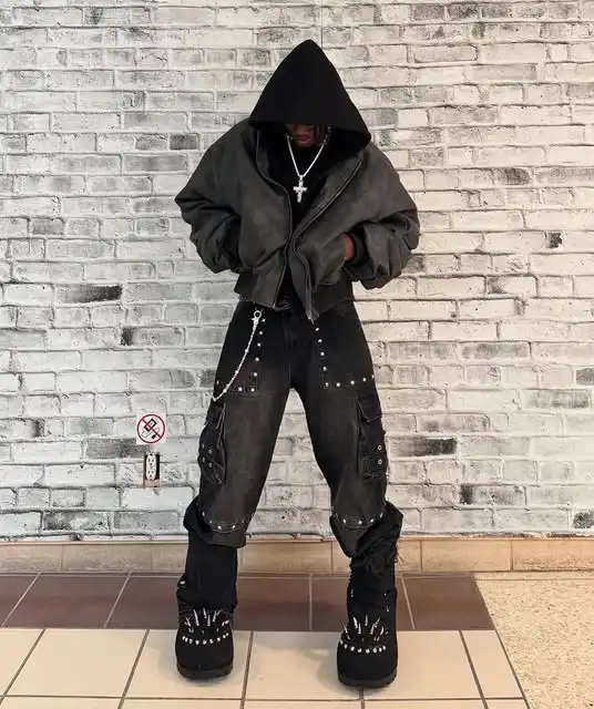 @babyking_donharrizz wear FourthSex 24FW Remake Custom Large Head Rivet Pierced Wax Coated Destroyed Pierced Denim Ski Boots (2/7)